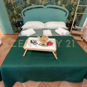 la-dimora-dei-mille.sicilyhotelsitaly.net/